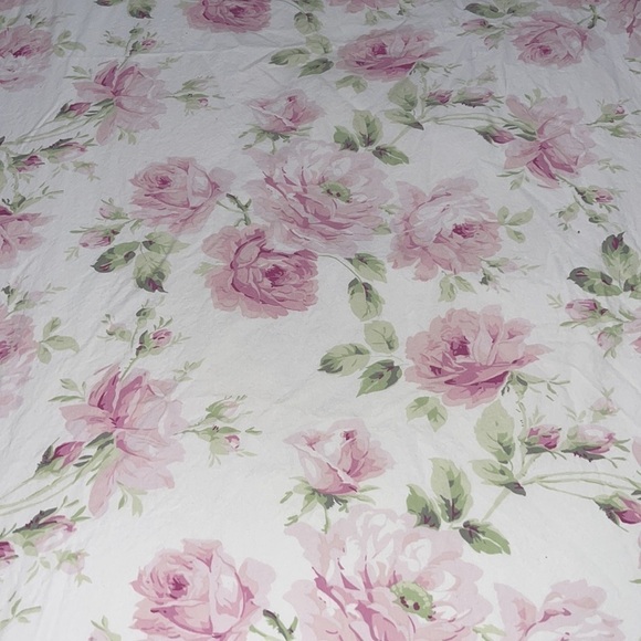 Floral crib sheet - Picture 1 of 5